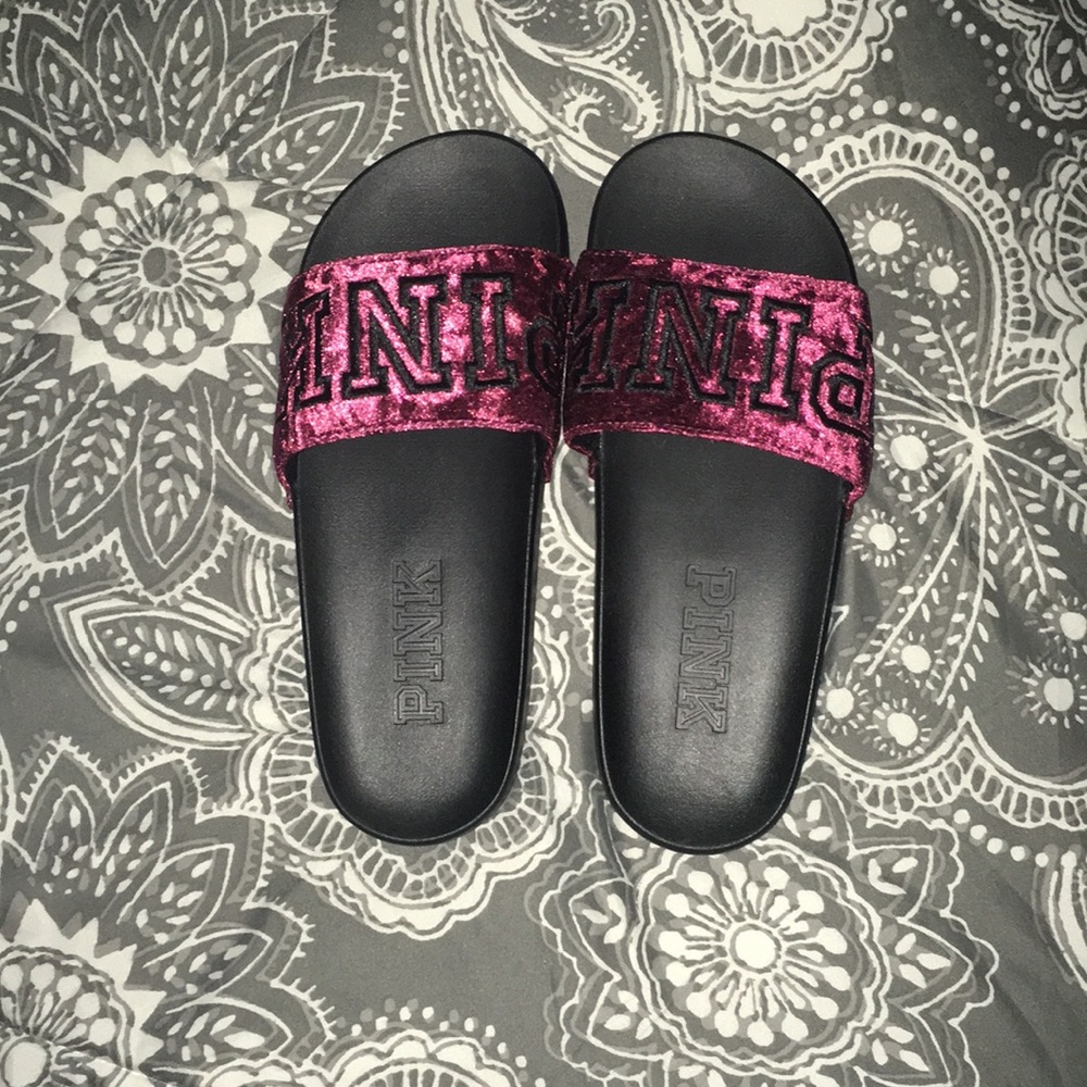 VS slides never worn